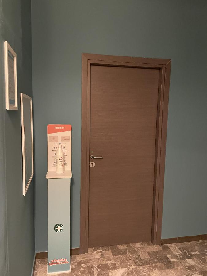 Interno1 Bari Policlinico Hotel Exterior photo
